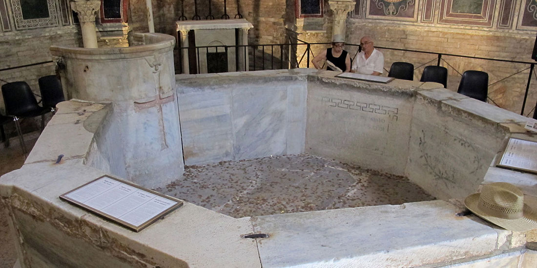Battistero Neoniano
